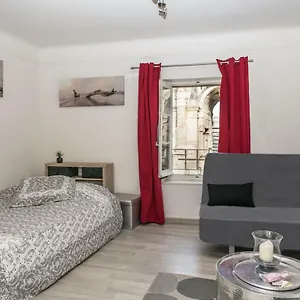  Appartamento Studio Avec Vue Sur Les Arénes